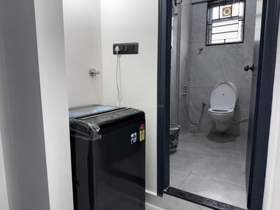 Bathroom Image of 850 Sq.ft 1 BHK Apartment / Flat for rent in Pranava Pranavas BSR Gitaaar, Kadubeesanahalli Bengaluru for Rs. 28000