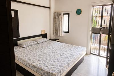 Bedroom Image of 1360 Sq.ft 3 BHK Apartment / Flat for sale in Shyamal Ahmedabad for Rs. 9800000