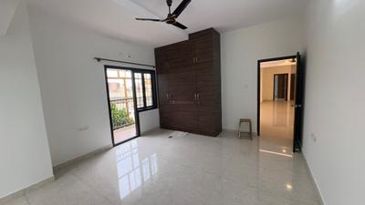 Bedroom Image of 1600 Sq.ft 2 BHK Apartment / Flat for rent in Cox Town Bengaluru for Rs. 70000