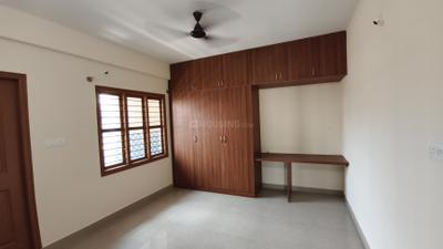 Bedroom Image of 950 Sq.ft 2 BHK Builder Floor for rent in Mahadevapura Bengaluru for Rs. 43999