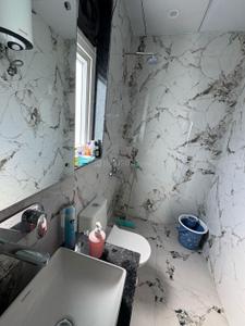 Bathroom Image of 952 Sq.ft 1 BHK Builder Floor for rent in Palam Vihar Gurgaon for Rs. 32000
