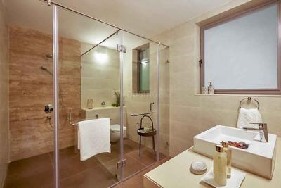 Bathroom Image of 1320 Sq.ft 3 BHK Apartment / Flat for sale in Ekta Trinity, Santacruz West Mumbai for Rs. 63000000