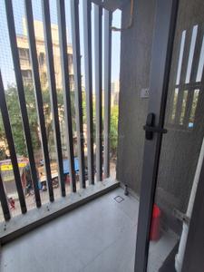 Balcony Image of 800 Sq.ft 2 BHK Apartment / Flat for rent in Rustomjee Paramount, Santacruz West Mumbai for Rs. 200000