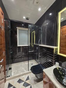 Bathroom Image of 2600 Sq.ft 4 BHK Builder Floor for sale in Ansal Versalia Phase A1, Sector 67 Gurgaon for Rs. 27800000