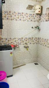 Bathroom Image of 1215 Sq.ft 2 BHK Apartment / Flat for rent in Paldi Ahmedabad for Rs. 22000