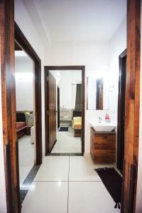 Image of 1215 Sq.ft 2 BHK Apartment / Flat for sale in Tragad, Ahmedabad for Rs. 6600000