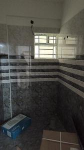 Bathroom Image of 700 Sq.ft 1 BHK Builder Floor for rent in Mahadevapura Bengaluru for Rs. 25500