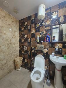 Bathroom Image of 1000 Sq.ft 2 BHK Builder Floor for sale in Ramesh Nagar New Delhi for Rs. 17500000