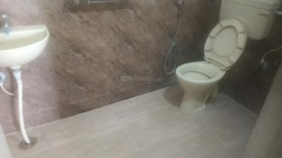 Bathroom Image of 480 Sq.ft 1 BHK Builder Floor for rent in Koramangala Bengaluru for Rs. 35000