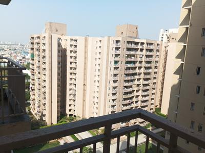 Kitchen Image of 1000 Sq.ft 2 BHK Apartment / Flat for sale in BPTP Spacio, Sector 37D Gurgaon for Rs. 13200000