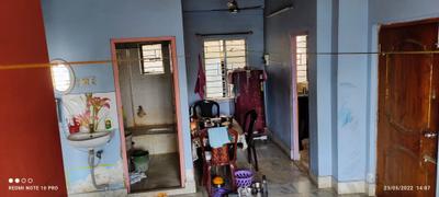 Bedroom Image of 900 Sq.ft 2 BHK Apartment / Flat for sale in Dum Dum Kolkata for Rs. 3000000