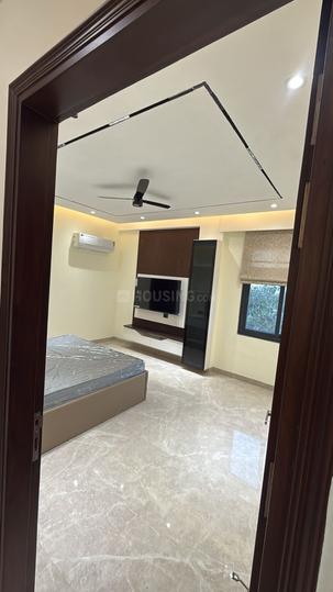 DLF Phase 4 Bedroom 1