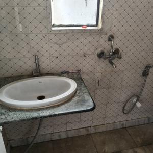 Bathroom Image of 1550 Sq.ft 3 BHK Apartment / Flat for rent in Ashiana Digha Road Patna for Rs. 18500