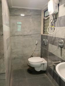 Common Bathroom Image of 550 Sq.ft 1 BHK Apartment / Flat for sale in Unique Ivana, Mira Road East Mira Bhayandar for Rs. 7851000