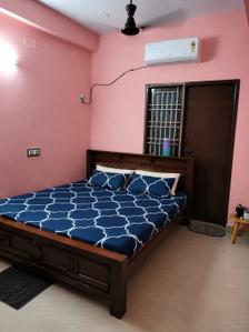 Bedroom Image of 1250 Sq.ft 2.5 BHK Independent House for rent in Porur Chennai for Rs. 25000