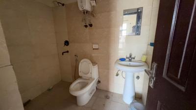 Image of 1180 Sq.ft 2.5 BHK Apartment / Flat for sale in Amrapali Silicon City, Sector 76, Noida for Rs. 11800000
