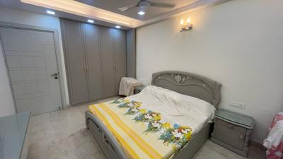 Bedroom Image of 1620 Sq.ft 3 BHK Builder Floor for rent in Anand Vihar New Delhi for Rs. 45000