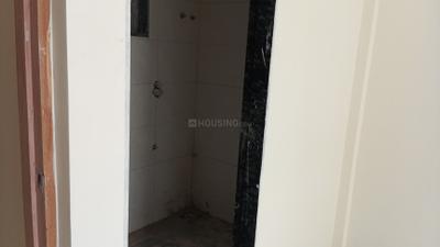Bathroom Image of 735 Sq.ft 1 BHK Apartment / Flat for sale in Prithvi Aarna, Ulwe Navi Mumbai for Rs. 6500000