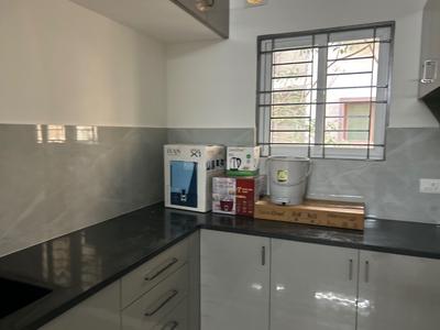 Kitchen Image of 1000 Sq.ft 2 BHK Builder Floor for rent in Munnekollal Bengaluru for Rs. 41000