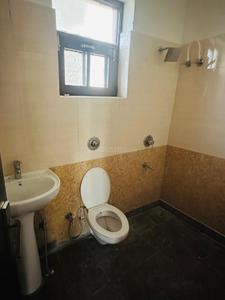 Bathroom Image of 980 Sq.ft 2 BHK Duplex for rent in KN Colonisers Pvt Ltd Anand Vatika, Ansal Town Karnal for Rs. 15600