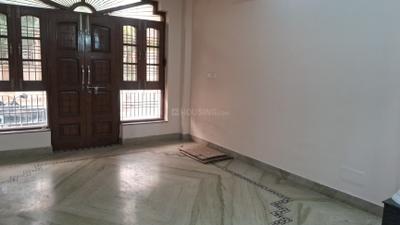 Living Room Image of 3200 Sq.ft 3 BHK Apartment / Flat for rent in Sector 122 Noida for Rs. 34000