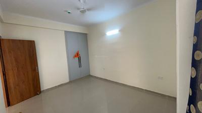 Bedroom Image of 2135 Sq.ft 4 BHK Apartment / Flat for rent in Amrapali Verona Heights, Noida Extension Greater Noida for Rs. 35000
