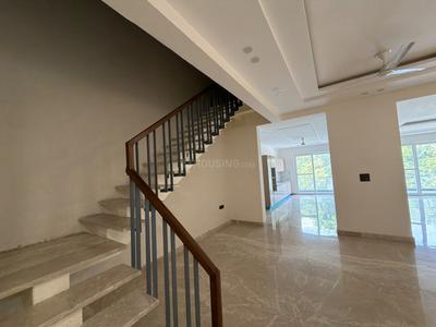 Image of 11000 Sq.ft 9 BHK Independent House for sale in Sector 36, Noida for Rs. 140000000