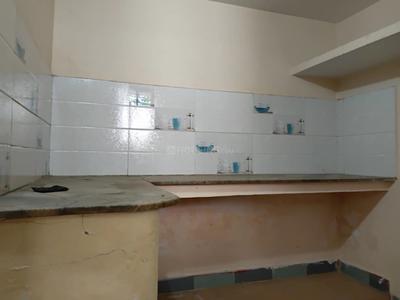 Kitchen Image of 1100 Sq.ft 1 BHK Builder Floor for rent in Indira Nagar Lucknow for Rs. 10000