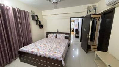 Bedroom Image of 1350 Sq.ft 3 BHK Apartment / Flat for sale in Raghuvir Sentosa Heights, Bhimrad Surat for Rs. 8000000