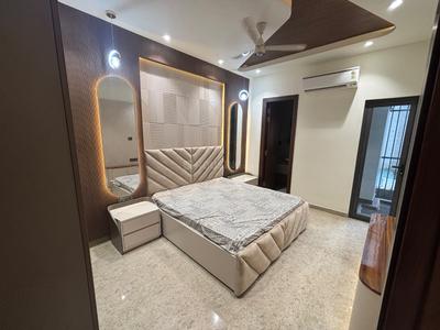Bedroom Image of 1790 Sq.ft 3 BHK Builder Floor for sale in Vikaspuri New Delhi for Rs. 34000000