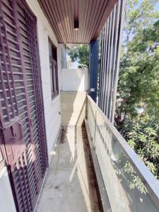 Balcony Image of 650 Sq.ft 2 BHK Builder Floor for rent in Sector 7 Rohini New Delhi for Rs. 19000