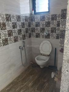 Bathroom Image of 1710 Sq.ft 3 BHK Apartment / Flat for rent in Vasna Ahmedabad for Rs. 28000