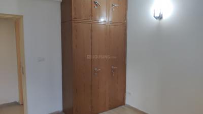 Bedroom Image of 1656 Sq.ft 3 BHK Apartment / Flat for rent in DLF Capital Greens Phase 1 And 2, Karampura New Delhi for Rs. 62000