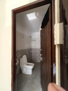 Bathroom Image of 1600 Sq.ft 3 BHK Apartment / Flat for rent in Shiv Aangan Twin Towers, Bawadiya Kalan Bhopal for Rs. 20000