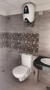 Image of 1710 Sq.ft 3 BHK Apartment / Flat for rent in Pareena Express Heights, Sector 99, Gurgaon for Rs. 45000