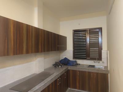Kitchen Image of 1000 Sq.ft 1 BHK Builder Floor for rent in Sector 17 Gurgaon for Rs. 31000