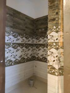 Common Bathroom Image of 750 Sq.ft 2 BHK Builder Floor for sale in DLF Ankur Vihar Ghaziabad for Rs. 2260084