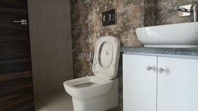 Bathroom Image of 1555 Sq.ft 3 BHK Apartment / Flat for sale in Peer Muchalla Zirakpur for Rs. 9500000