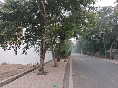 Image of 250 Sq.ft Residential Plot / Land for sale in Sector 100, Noida for Rs. 82000000