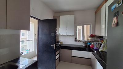 Kitchen Image of 1300 Sq.ft 2 BHK Apartment / Flat for rent in Paramount Hill County, Kondapur Hyderabad for Rs. 40000