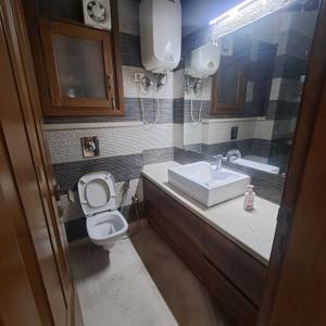 Image of 3060 Sq.ft 4 BHK Builder Floor for sale in Geetanjali Enclave, New Delhi for Rs. 86000000