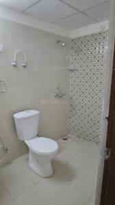 Bathroom Image of 1780 Sq.ft 3 BHK Apartment / Flat for rent in Amrapali Leisure Valley, Noida Extension Greater Noida for Rs. 35000