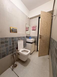Bathroom Image of 1027 Sq.ft 3 BHK Apartment / Flat for sale in Mayfair Astral, Jogeshwari West Mumbai for Rs. 32900000