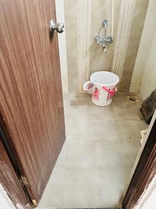 Bathroom Image of 630 Sq.ft 2 BHK Apartment / Flat for rent in Rahul Eastview II, Hadapsar Pune for Rs. 19000