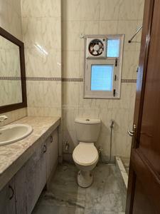 Bathroom Image of 2700 Sq.ft 4 BHK Builder Floor for sale in New Friends Colony New Delhi for Rs. 55000000