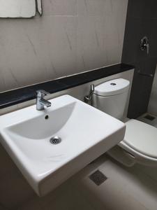 Bathroom Image of 1550 Sq.ft 3 BHK Apartment / Flat for sale in MJR Pearl, Kadugodi Bengaluru for Rs. 19000000