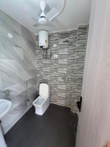 Image of 1000 Sq.ft 2 BHK Builder Floor for rent in Sector 46, Gurgaon for Rs. 49000