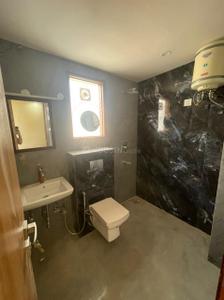 Bathroom Image of 350 Sq.ft 1 BHK Independent House for rent in Sector 40 Gurgaon for Rs. 27000