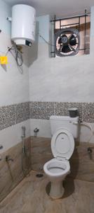 Bathroom Image of 1400 Sq.ft 3 BHK Apartment / Flat for rent in Encore Ramanashree Bluesky Green Woods, Hulimavu Bengaluru for Rs. 40000