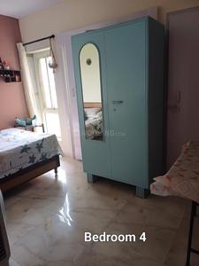 Bedroom Image of 1600 Sq.ft 4 BHK Apartment / Flat for sale in Mitra Dweep Apartments, Patparganj New Delhi for Rs. 25000000